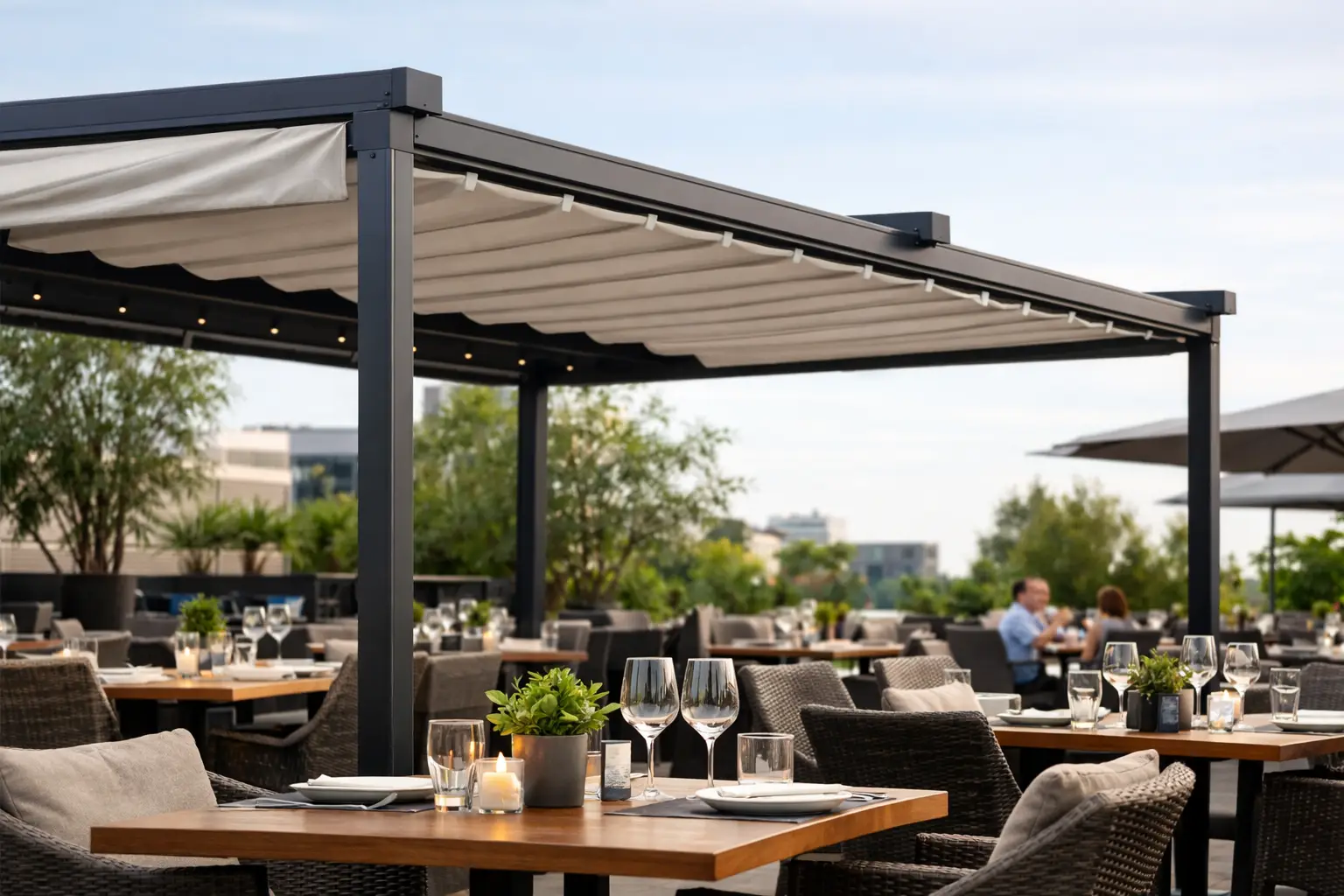 Pérgolas plegables para restaurantes: qué elegir Pérgolas plegables para restaurantes: qué elegir